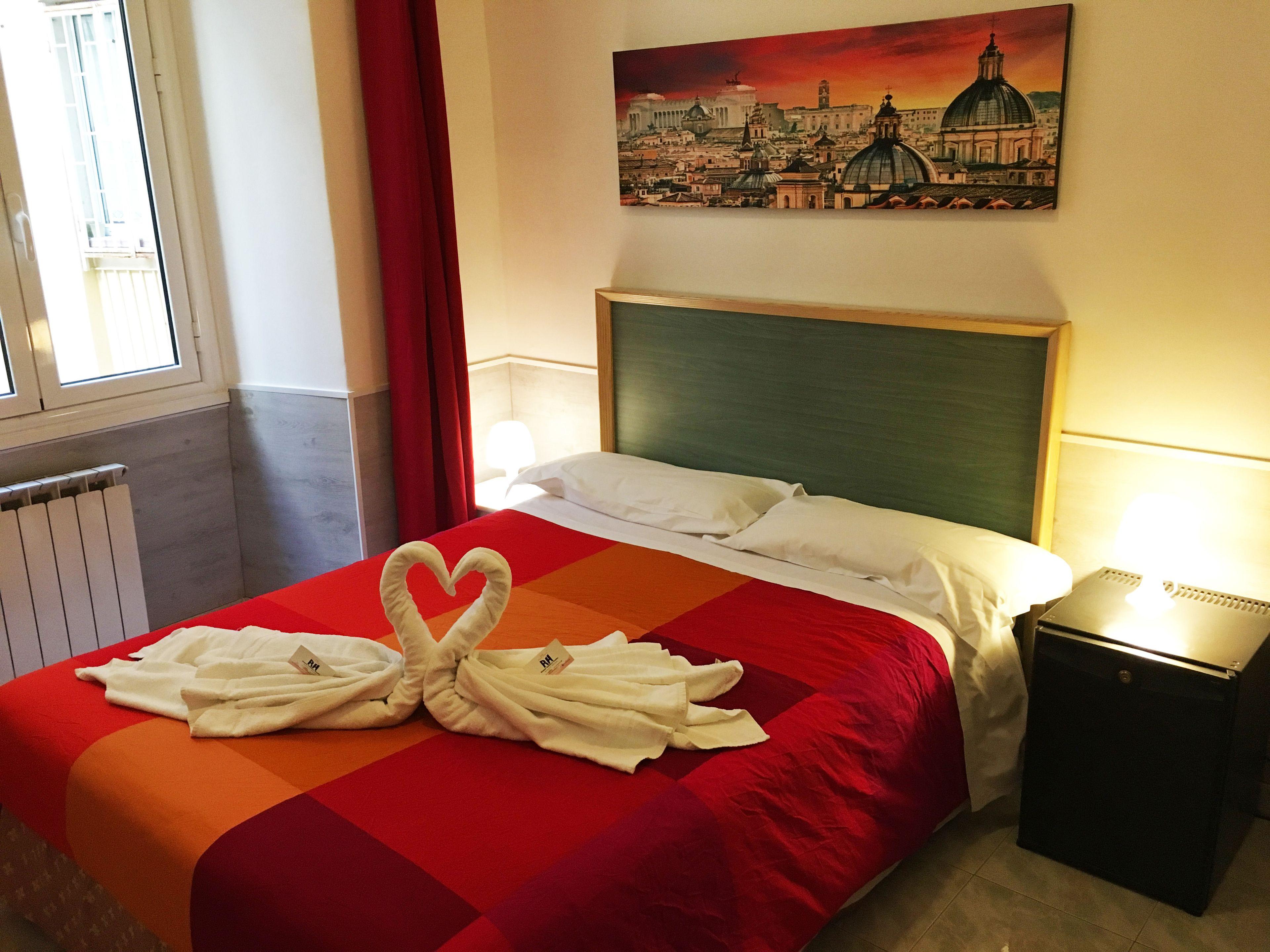 Roman Holidays Rooms Otranto, Rome